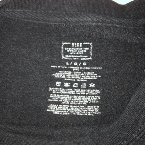 Nike crewneck - Picture 2 of 2